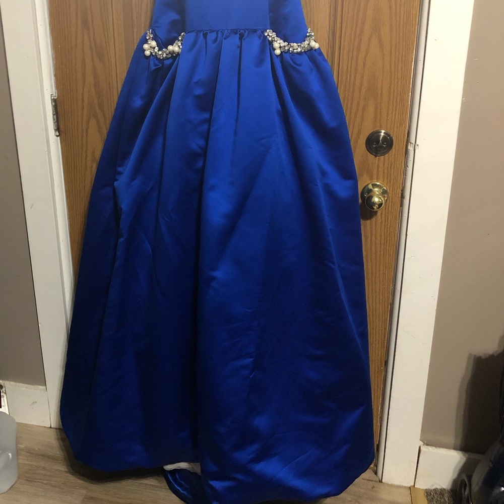 Prom Dress! - Picture 3 of 4